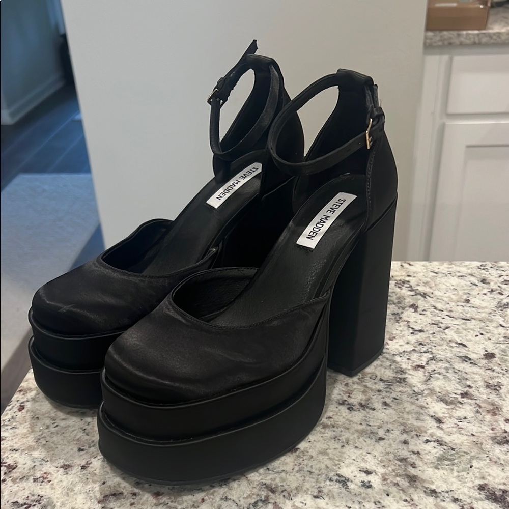 Steve Madden Black Platform Heels